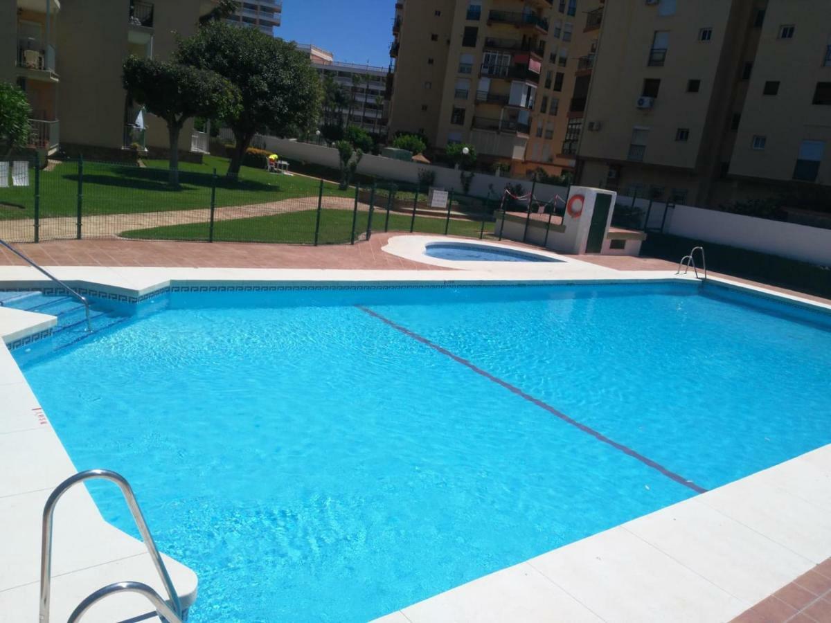 Piso Playa Torremolinos Apartment Bagian luar foto